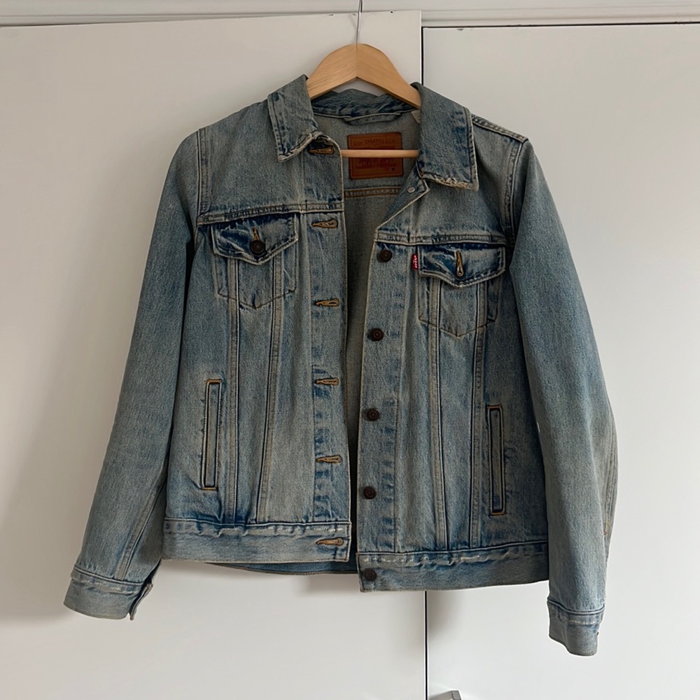 Levi’s Jean Jacket Light Wash